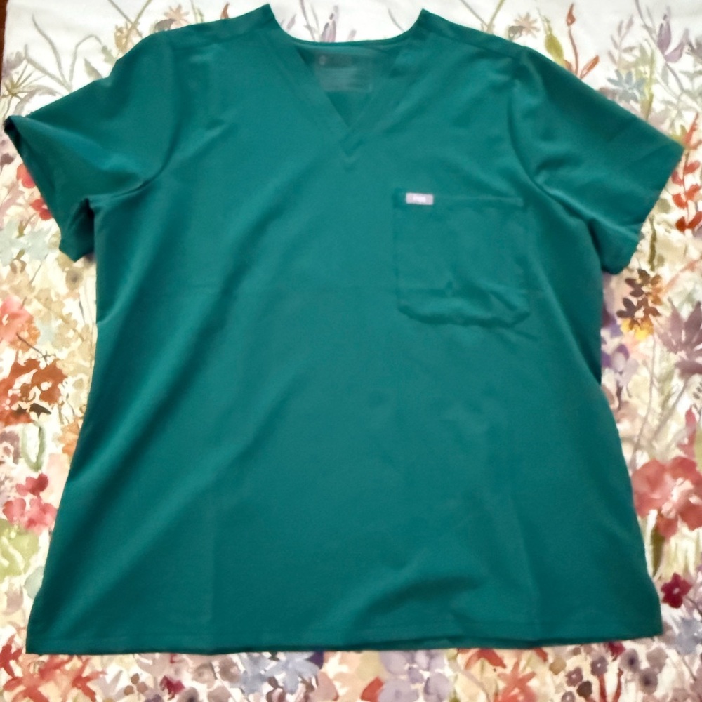 Figs Hunter Green Catarina V-Neck Scrub Top